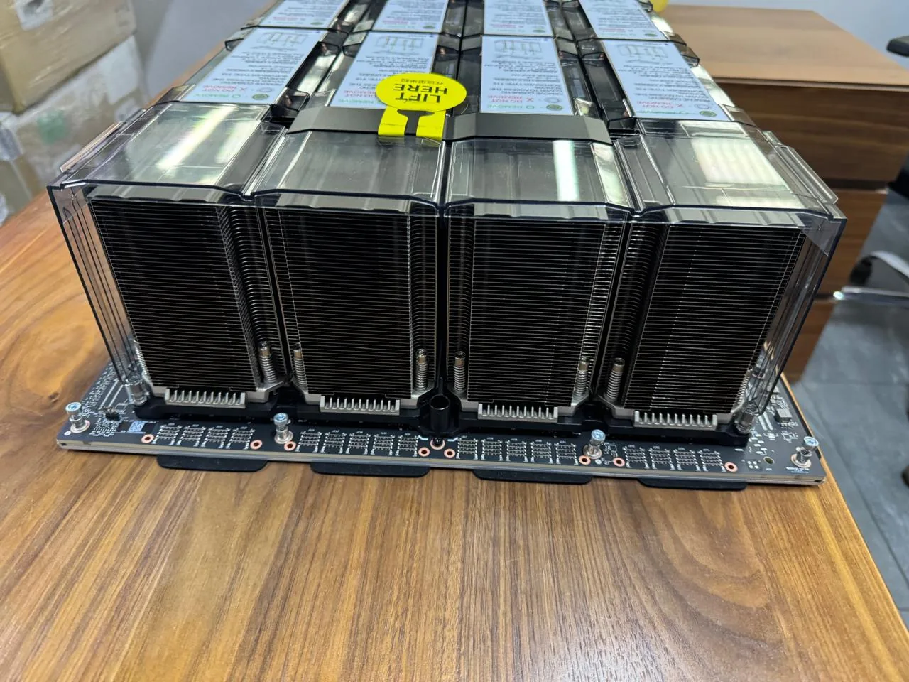 Nvidia GPU 8x H100 SXM5 80Gb Baseboard